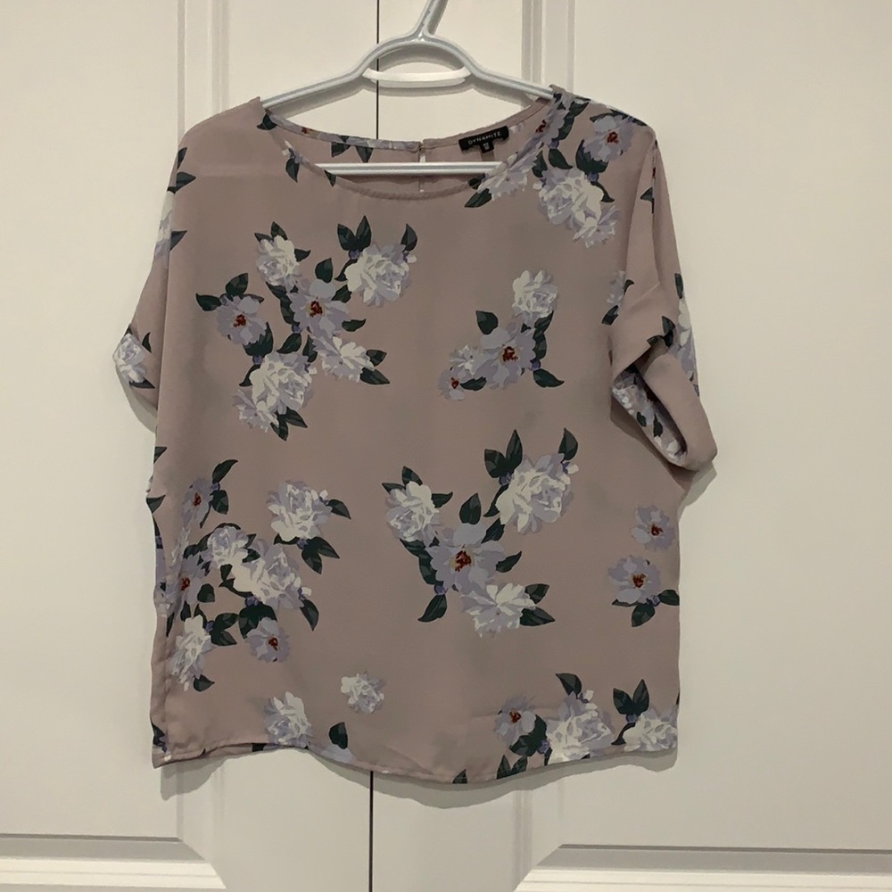 Dynamite Like New Lilac Floral Blouse